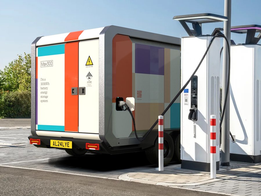 Allye MAX300 recharging from a public DC fast charger